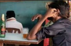 ढाबों और होटलों में खुलेआम पिलाई जा रही शराब…