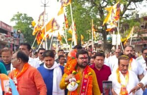 जनता की खुशहाली के लिए जामसांवली तक पदयात्रा पर निकले सांसद श्री बंटी विवेक साहू