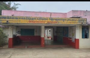 नियमा का पालन नही :-कन्या शिक्षा परिसर कॉलोनी में अन्य विभाग के कर्मचारियों को क्वार्टर का किया आवंटन…