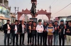 पत्रकार मुकेश चंद्राकर की हत्या के बाद पत्रकारों की सुरक्षा एवं न्याय के लिए सौंपा ज्ञापन……