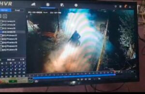 मोटरसाइकिल सवार युवकों ने फेंका देसी बम, चार आरोपी गिरफ्तार…