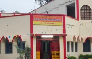 16 सालों से जिला मुख्यालय के सीनियर उत्कृष्ट आदिवासी बालक छात्रावास में जमें है अधीक्षक…