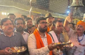 शनि जयंती पर सांसद विवेक बंटी साहू ने मंदिरों में पहुंचकर की जिले वासियों के लिए सुख-समृद्धि की कामना