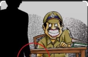 लोकायुक्त की हत्थे चढ़े पलारी चौकी प्रभारी राजेश शर्मा….