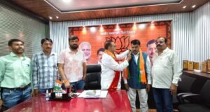 भाजपा में शामिल हुए सेवानिवृत कृषि विकास अधिकारी विनायक नागदवने…..