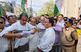 किसानों के मुद्दों पर कांग्रेस का प्रदर्शन, सड़कों पर उतरे कार्यकर्ता…
