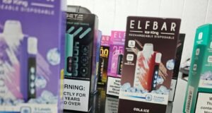 प्रतिबंधित ई-सिगरेट बेचते दुकानदार पर पुलिस की सख्त कार्रवाई, 68 हजार का माल जब्त