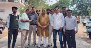 स्वास्थ्य विभाग में सुरक्षा गार्ड भर्ती को लेकर विवाद, निकाले गए कर्मियों ने जताई आपत्ति