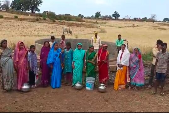 दूषित पानी से जूझ रहा धगड़िया, नल-जल योजना अधूरी ग्रामीणों में नाराज़गी, जल्द समाधान की मांग
