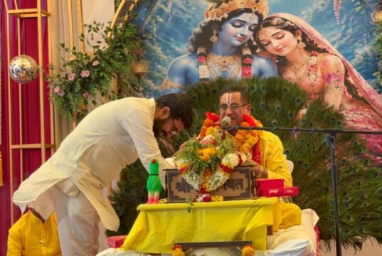 श्रीमद भागवत कथा और शिव महापुराण कथा में शामिल हुए सांसद बंटी विवेक साहू