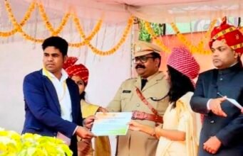 सहायक आयुक्त जनजाति कार्य विभाग के उपयंत्री दीपक सरयाम को मिला प्रमोशन, बने सहायक यंत्री