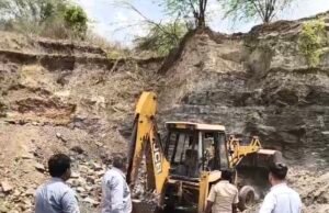 रावणवारा में अवैध कोयला उत्खनन पर कार्रवाई, जेसीबी से भरवाए गए गड्ढे