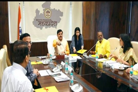 बुजुर्गों और असहाय लोगों का आदर करना हमारा धर्म : मुख्यमंत्री डॉ. मोहन यादव