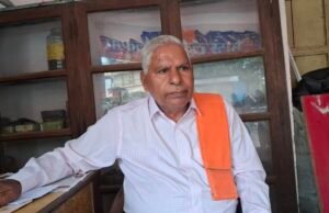 प्रभारी सीएमएचओ और उनके पुत्र पर फर्जी दस्तावेजों के उपयोग का आरोप, जांच और एफआईआर की मांग