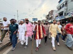 आस्था का अद्भुत संकल्प: मां शारदा के दरबार तक 375 किमी की पदयात्रा पर निकले सांसद बंटी विवेक साहू..