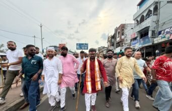 आस्था का अद्भुत संकल्प: मां शारदा के दरबार तक 375 किमी की पदयात्रा पर निकले सांसद बंटी विवेक साहू..