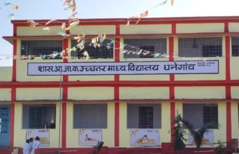 चपरासी कर रहे बाबूगिरी, नियमों को ताक पर रखकर वर्षों से अटैचमेंट का खेल!