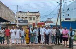 भारत छोड़ो आंदोलन की गूंज: गांधी गंज पहुंचा कांग्रेस सेवादल महात्मा गांधी की प्रतिमा पर माल्यार्पण कर अर्पित की पुष्पांजलि..