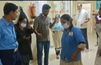 छिंदवाड़ा जिला अस्पताल के NICU में वार्मर में आग, जबलपुर रेफर तीन नवजातों में एक बच्ची की मौत