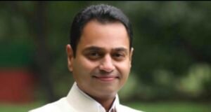 नारों और कागजों में सिमटकर रह गई शिक्षा व्यवस्था : नकुलनाथ12 वर्षों में कुल बजट में शिक्षा मंत्रालय का हिस्सा 4.6 प्रतिशत से घटकर 2.5 प्रतिशत रहने का दावा