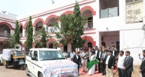 नेशनल लोक अदालत के प्रचार वाहनों को दिखाई हरी झंडी12 सितंबर को होगी नेशनल लोक अदालत, गांव-गांव पहुंचकर किया जाएगा प्रचार-प्रसार…